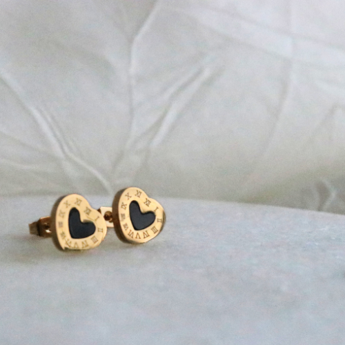 Hine Heart Stud