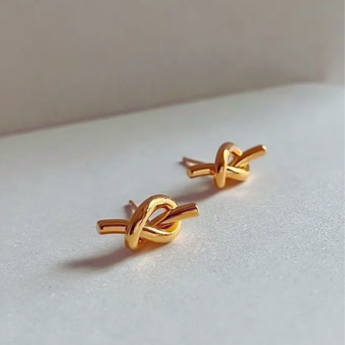 Knot Stud